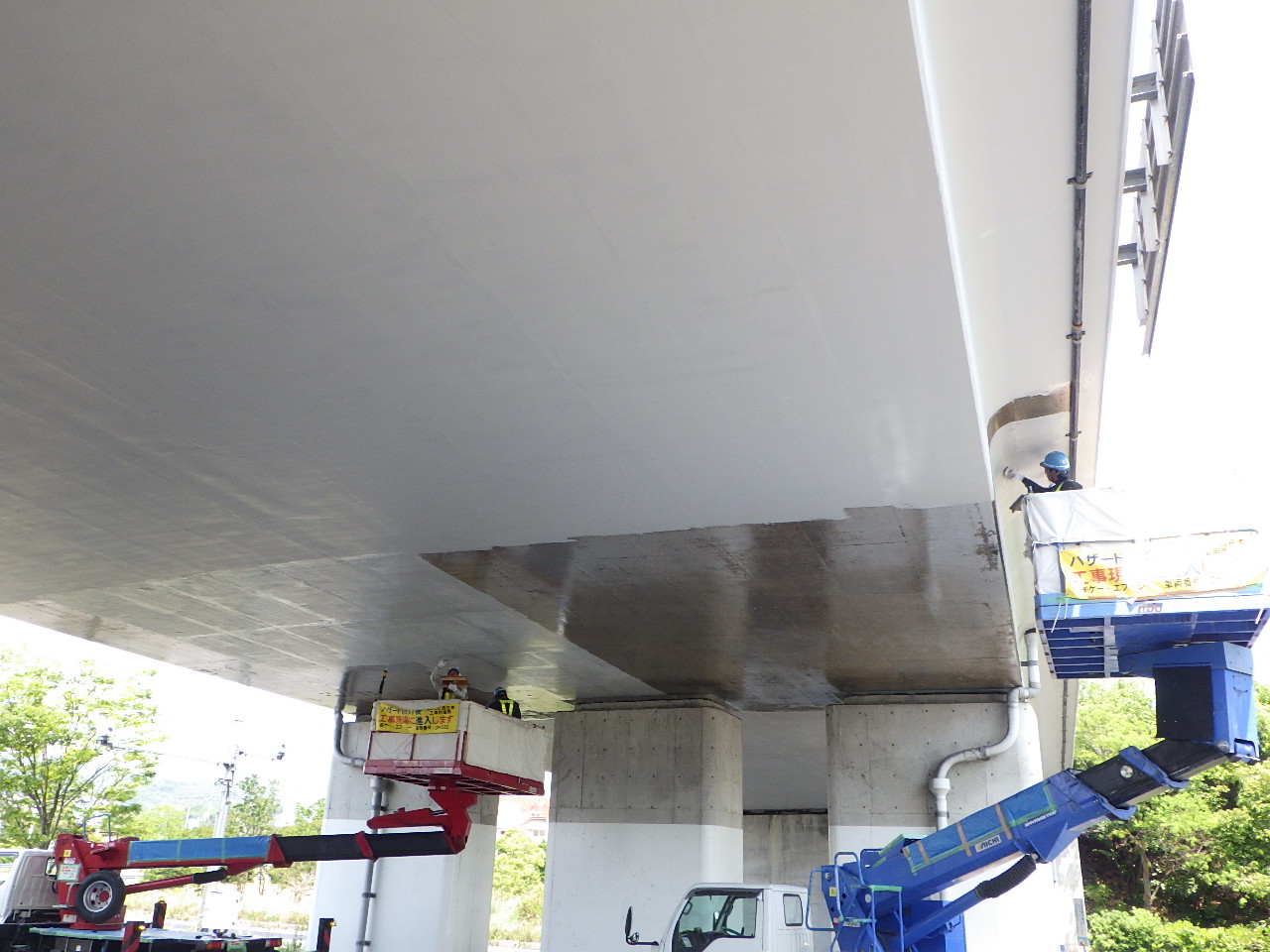 ＶＭ－４工法　トンネル・橋梁で使用できる１日施工のはく落防止